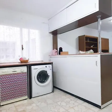 Amplio, Centro, Zona Begona Y Al Lado De La Playa *