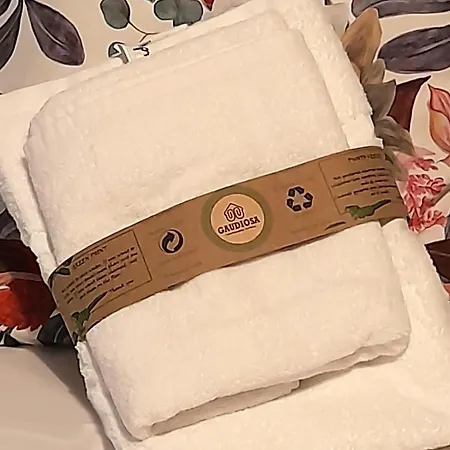 Amplio, Centro, Zona Begona Y Al Lado De La Playa Gijón