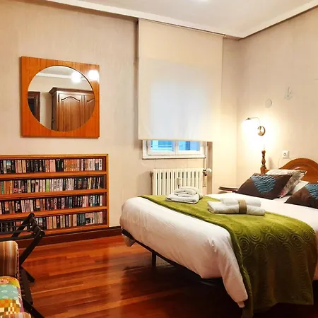 Appartamento Amplio, Centro, Zona Begona Y Al Lado De La Playa