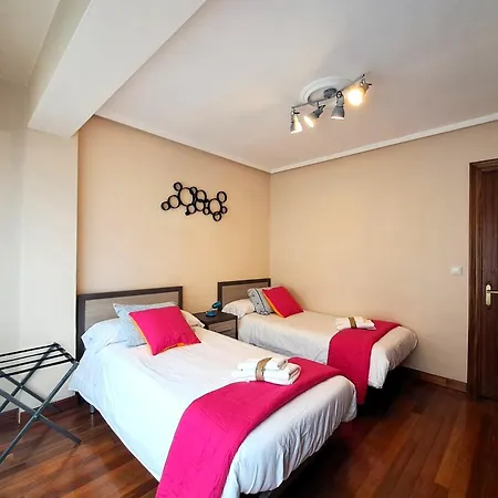 Apartment Amplio, Centro, Zona Begona Y Al Lado De La Playa